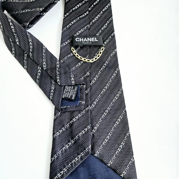 Chanel Black Woven Silk Neck Tie - Picture 3 of 6